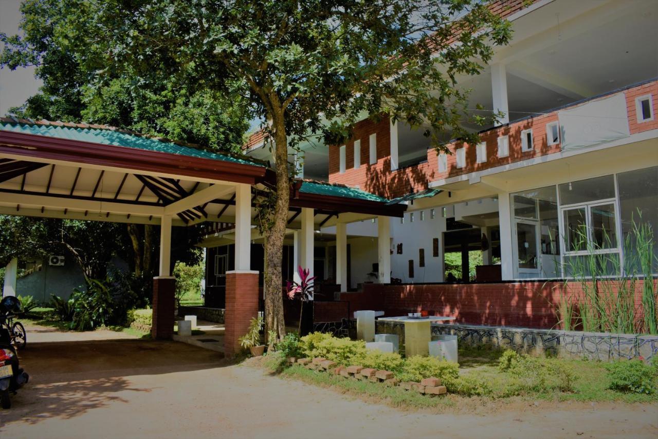 Green Hut Hotel & Restaurant With Unique View Point Sigiriya Exteriér fotografie